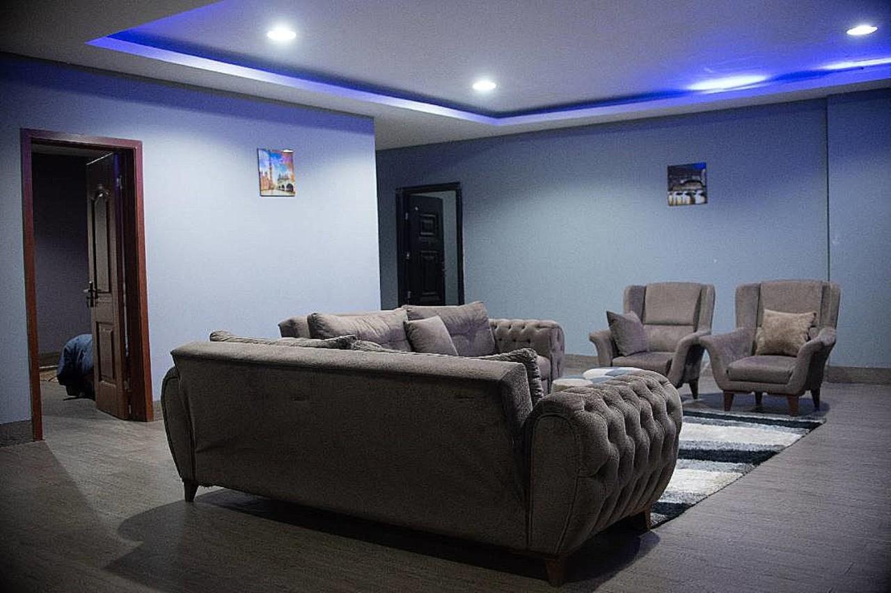 Legon City Mall Short Stay Apartments For Business And Vacation - East Legon Аккра Екстер'єр фото