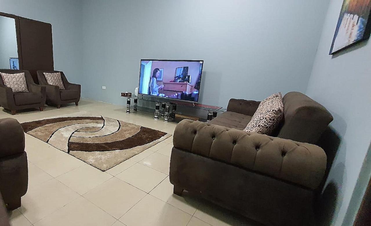 Legon City Mall Short Stay Apartments For Business And Vacation - East Legon Аккра Екстер'єр фото
