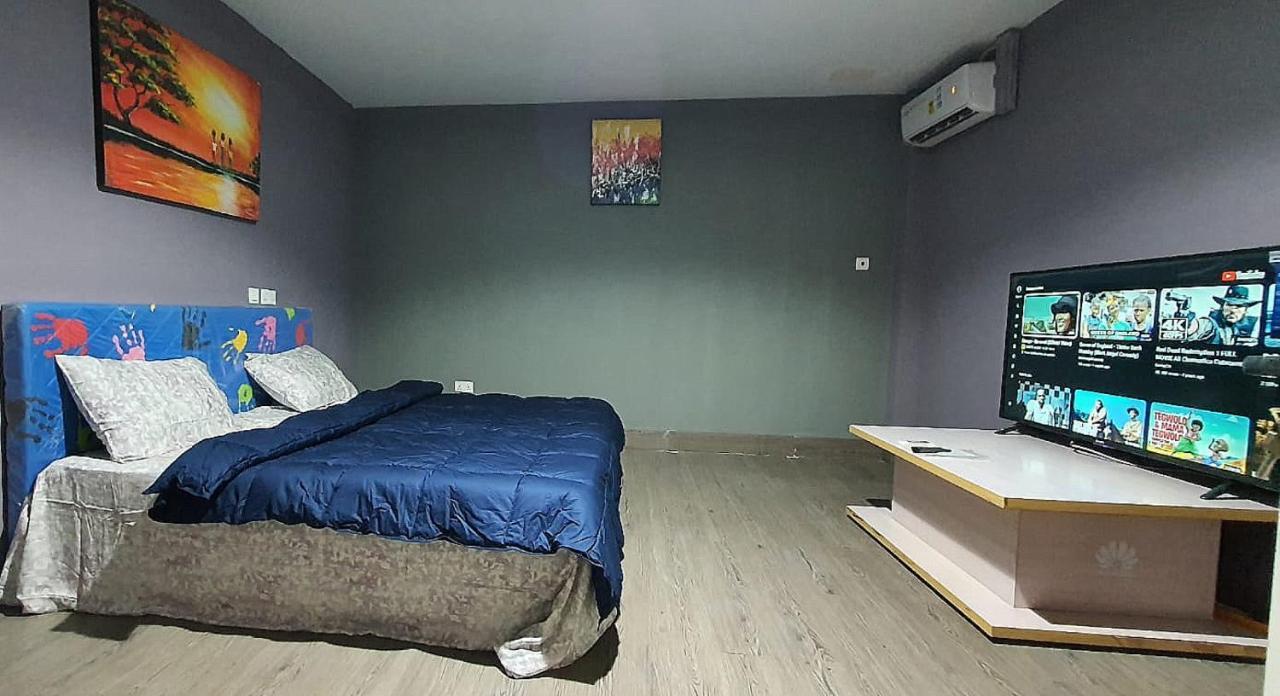 Legon City Mall Short Stay Apartments For Business And Vacation - East Legon Аккра Екстер'єр фото