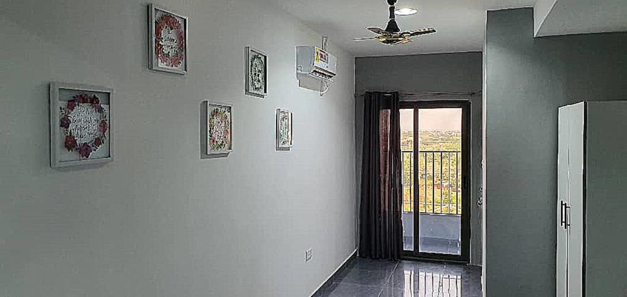 Legon City Mall Short Stay Apartments For Business And Vacation - East Legon Аккра Екстер'єр фото